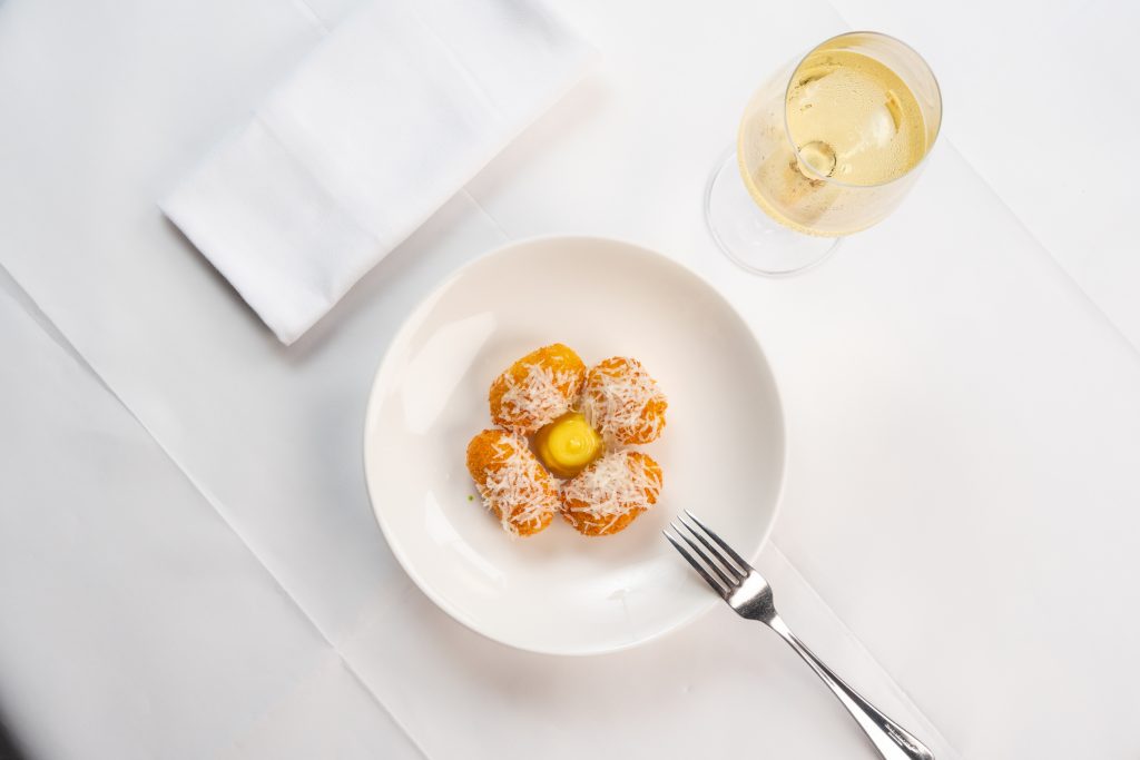 Cinq a Sept Happy Hour London Bistrot Wild Honey